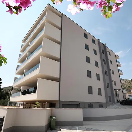 Apartment Turtles Trogir Exterior photo